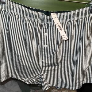 Victoria’s Secret PINK ladies striped boxers. Satin feel deep green waistband.